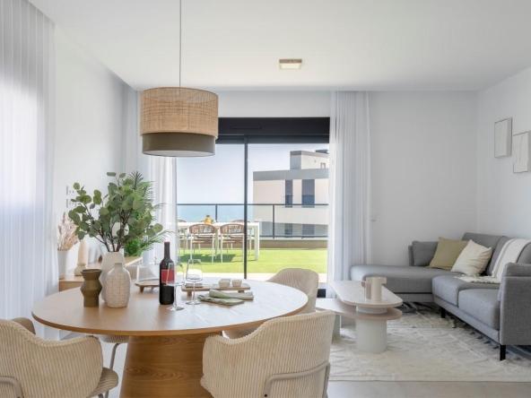 Luxury apartments in Gran Alacant with sea views and beach access